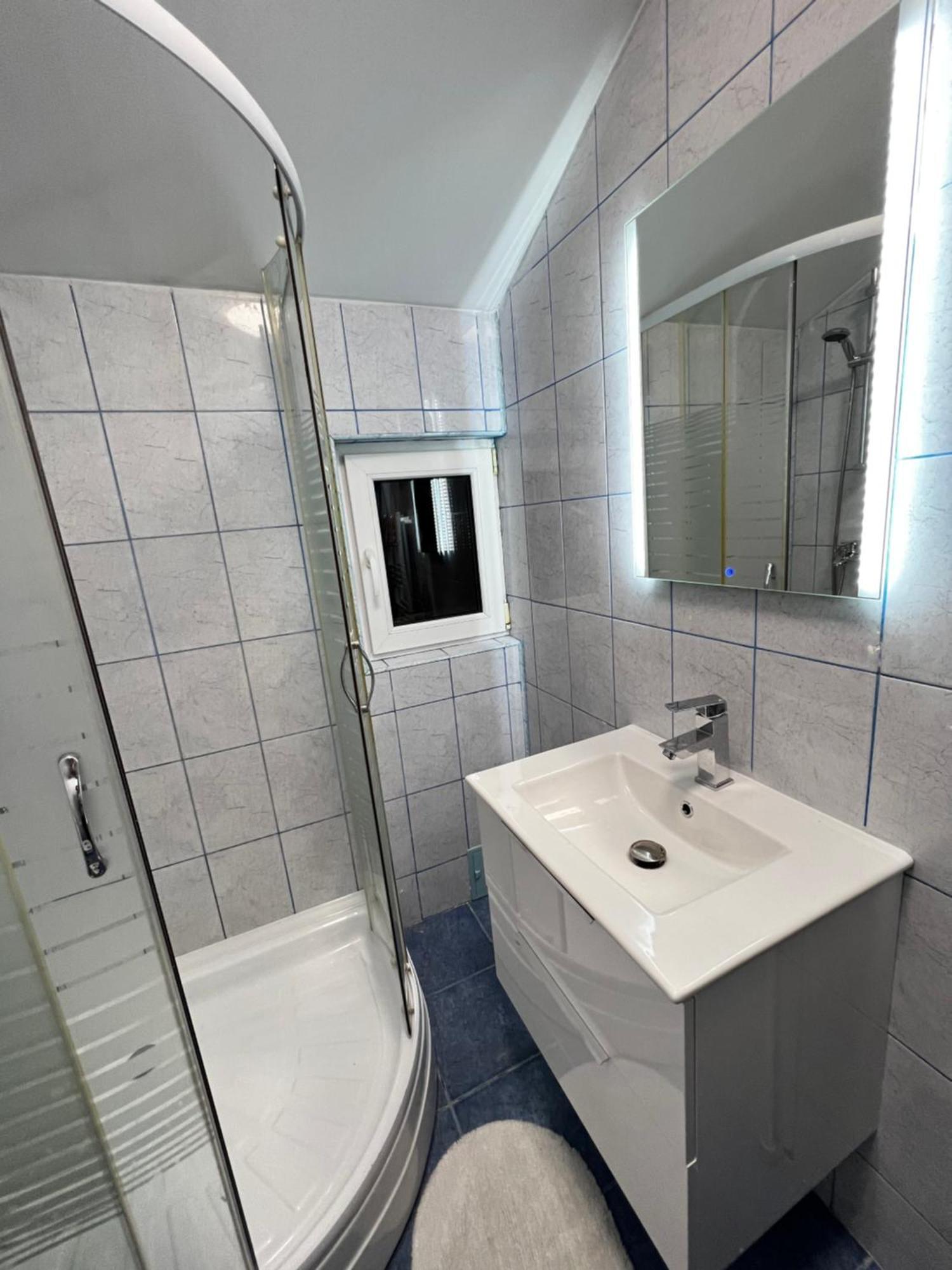 Ndl Downtown Apartment Cluj-Napoca Exterior photo